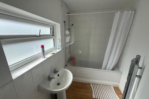 127 Clive Road, Canton, CF5 photo 4