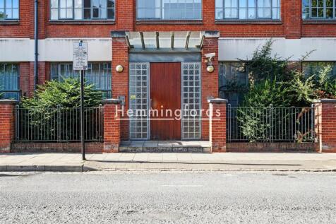 Shepperton Road N1-2.jpg