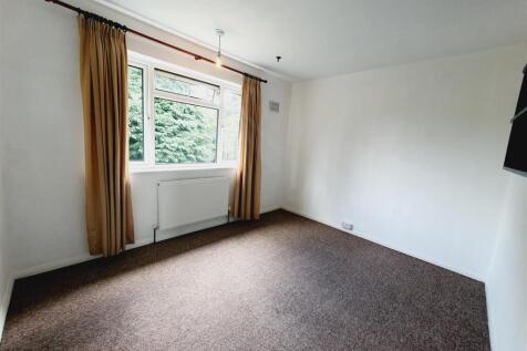 Pytchley Road, Kettering photo 5