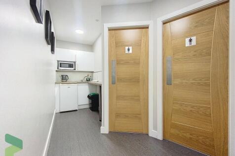 Communal Kitchene...