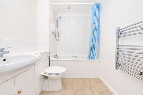 Florentine Way, Waterlooville photo 4