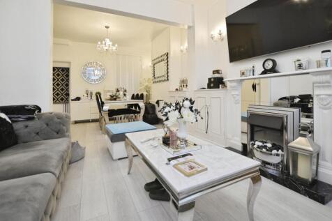 Double Reception Room