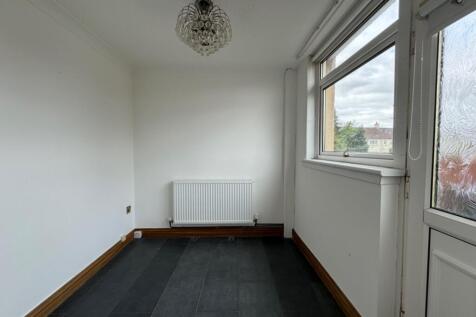 Hume Drive, Bothwell, G71 photo 4