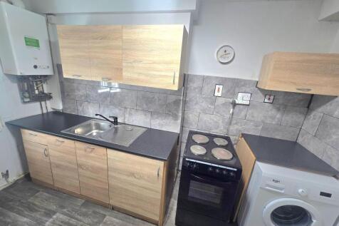 Elmhurst Gardens, Hemlington, Middlesbrough, TS8 9EW photo 5
