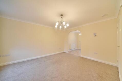 Blenheim Close, West Row, Suffolk, IP28 photo 3