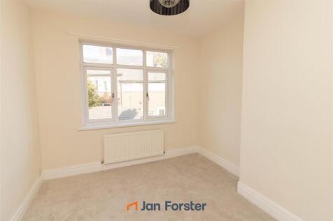 Ferndene Grove, High Heaton, Newcastle Upon Tyne photo 5