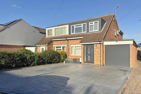Witham, CM8 - property photo
