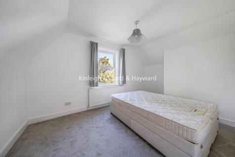 Finchley Road, London, NW2 photo 3
