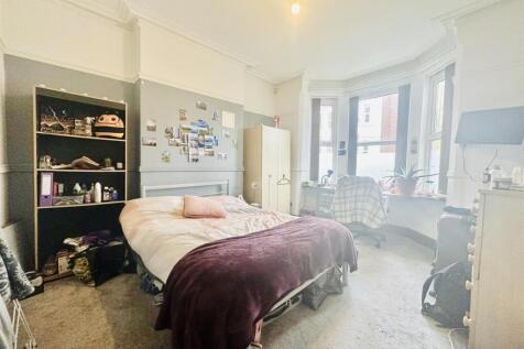 6-bed house on Sherwin Road, Nottingham, £3,885/mo