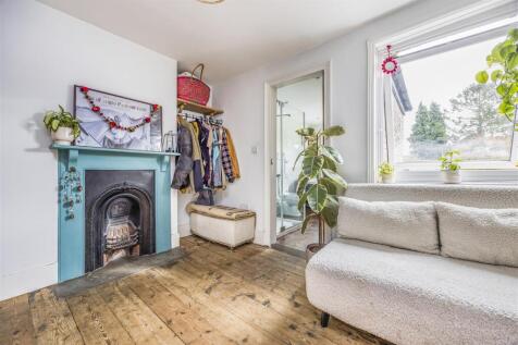 1 Beckenham Terrace, North Street, Westbourne-Port