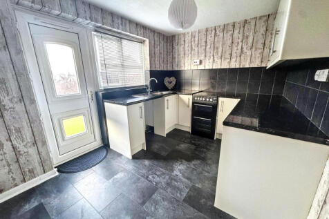 Henson Close, Washington, Tyne and Wear, NE38 7RL photo 3