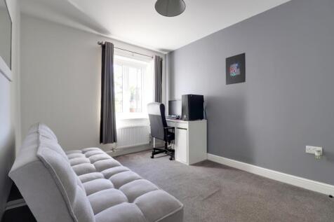 15- Rob Hammond EweMove Pontefract