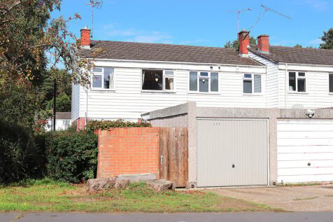 Farnborough, GU14 - property photo