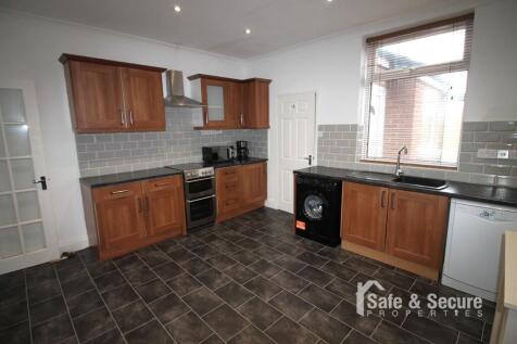 Kitchen (2)