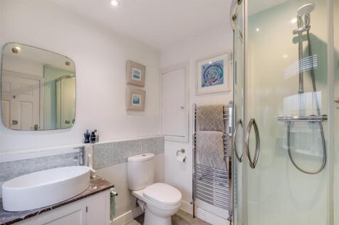 8674419-interior25.jpg