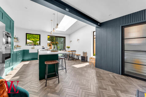 Kitchen / Dining / Living Room