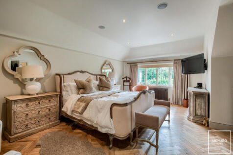 5 bed, 4 bath Detached in Birmingham - Photo 14