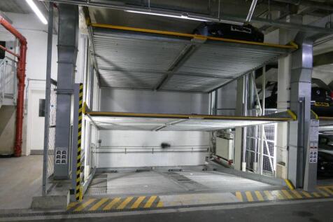 Studio parking on Albion Street, Leeds, West Yorkshire, LS2, £150/mo