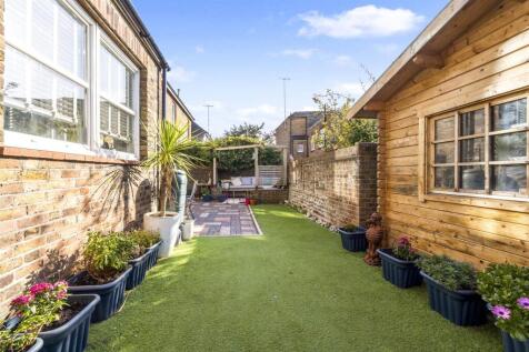 Salisbury Road, 5-035.JPG