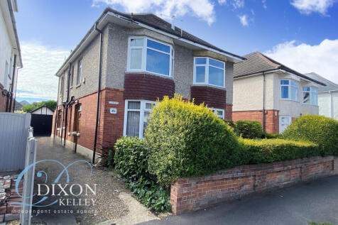Bournemouth, BH8 - property photo