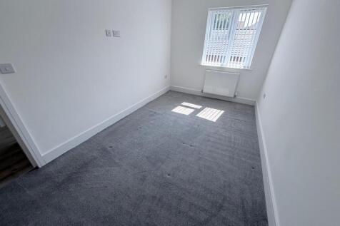 Frearson Close, Eastwood, Nuthall, Nottingham photo 3
