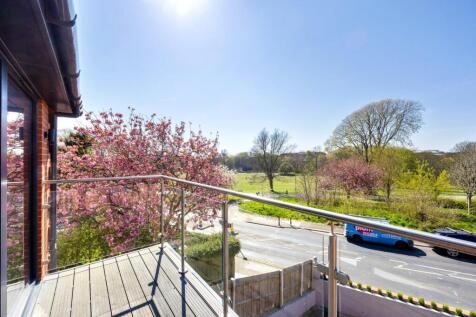 flat 6, north block-009.jpg