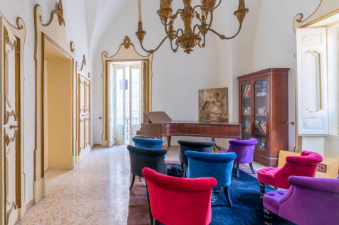 0013870-041_palazzo_urselli_for_sale_grottagli.jpg