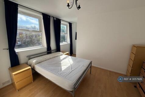 Flat 9 Bedroom