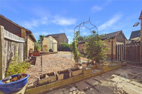 Beaune Close, Northampton, NN5 photo 4