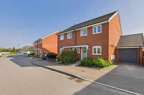 CAM01354G0-PR0468-STILL022