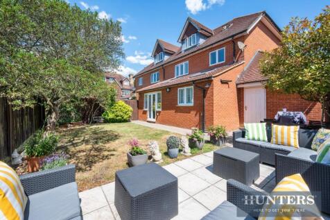 LOWER GREEN GARDENS,  (26).jpg