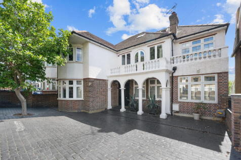 Click to visit Rightmove listing