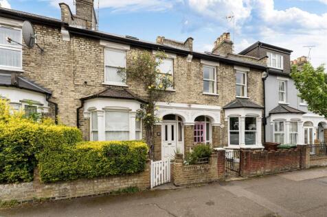 Kenilworth Avenue, E17