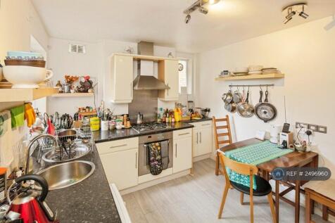 Kitchen - Eat In 
