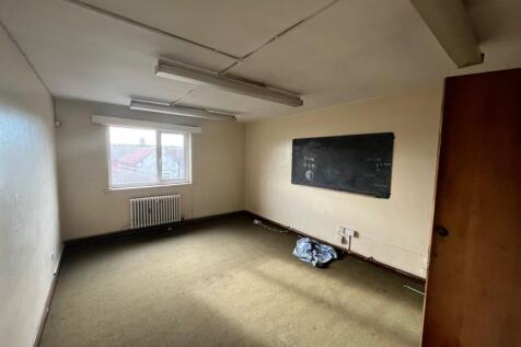 Retail Property (high street) for sale Image 11