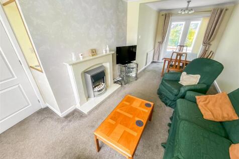 Living Room.jpg