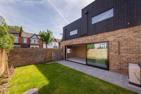 Fulready Road, E10