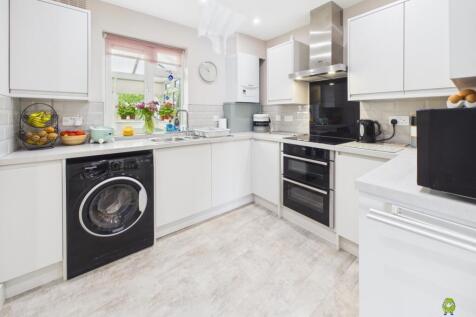 Presented by Clinton at EweMove Bexleyheath and Da