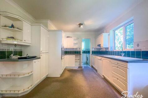 5 byron kitchen main