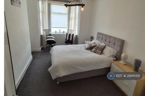 Moorside Road, Manchester, M27 photo 5