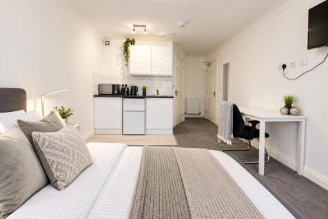 Crystal Drive, Sugar Way, PE2 9RJ photo 3