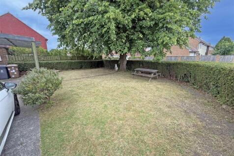 Front Garden.jpg