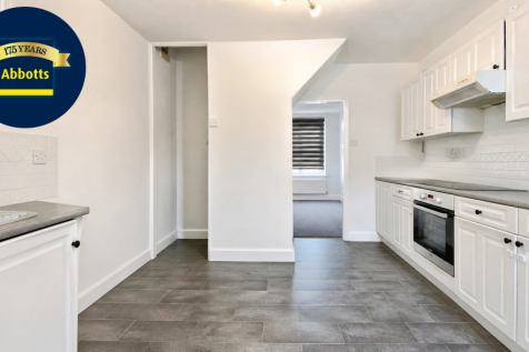 Englands Lane, Loughton, IG10 photo 3
