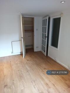 Lounge And Storage