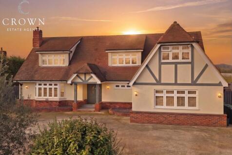 Front Aspect Twilight