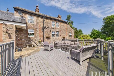 Rear Decked Veranda