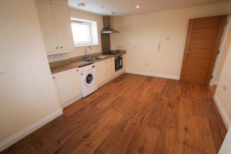 7 Newmans Court, Fakenham photo 4