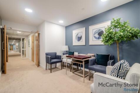 8678512-interior25.jpg