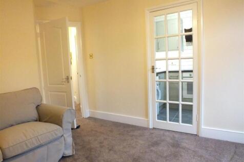living room 3.jpg