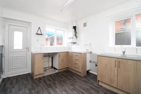 Brignall Moor Crescent, Darlington, County Durham photo 4